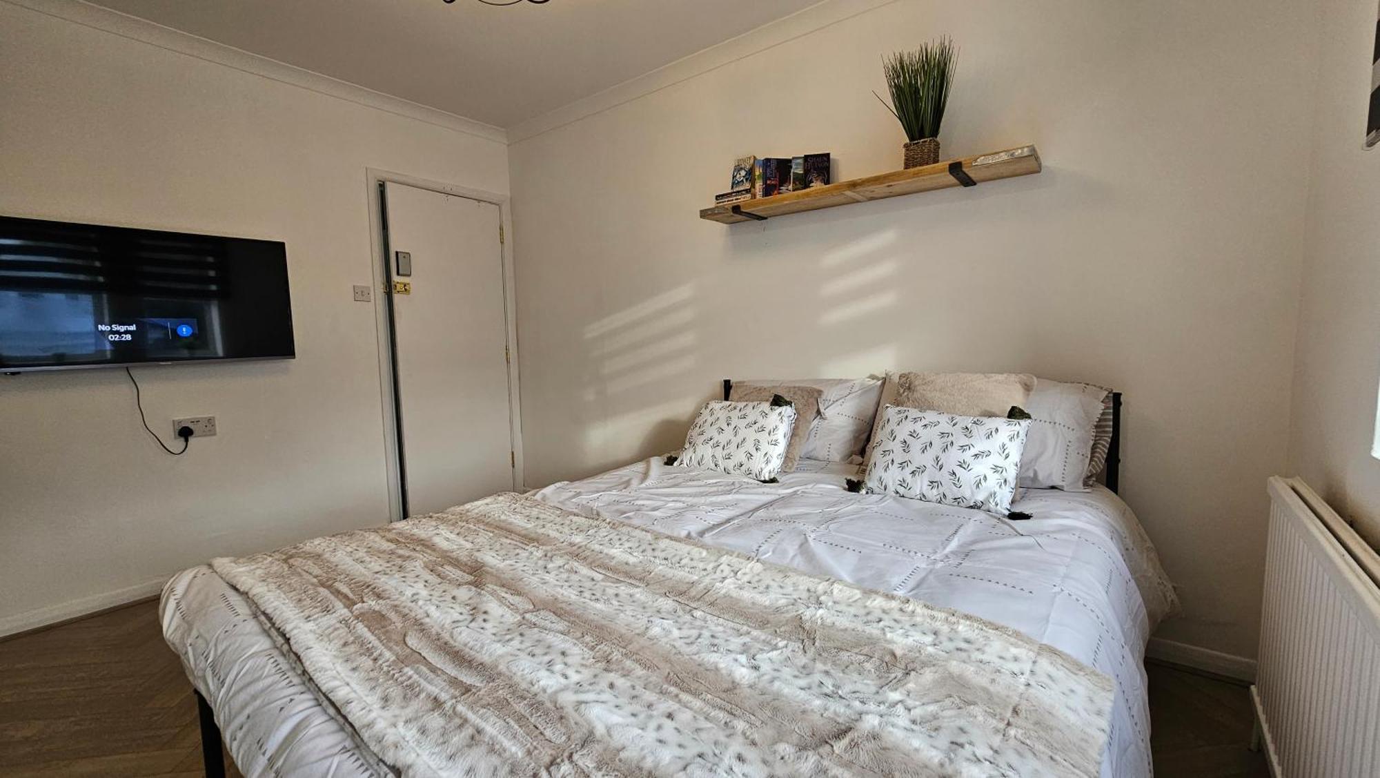 Newly Renovated Studios & Ensuite Rooms! - Camberwell Londyn Zewnętrze zdjęcie